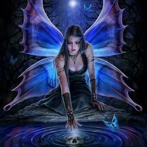 Meet your Posher, Naomi